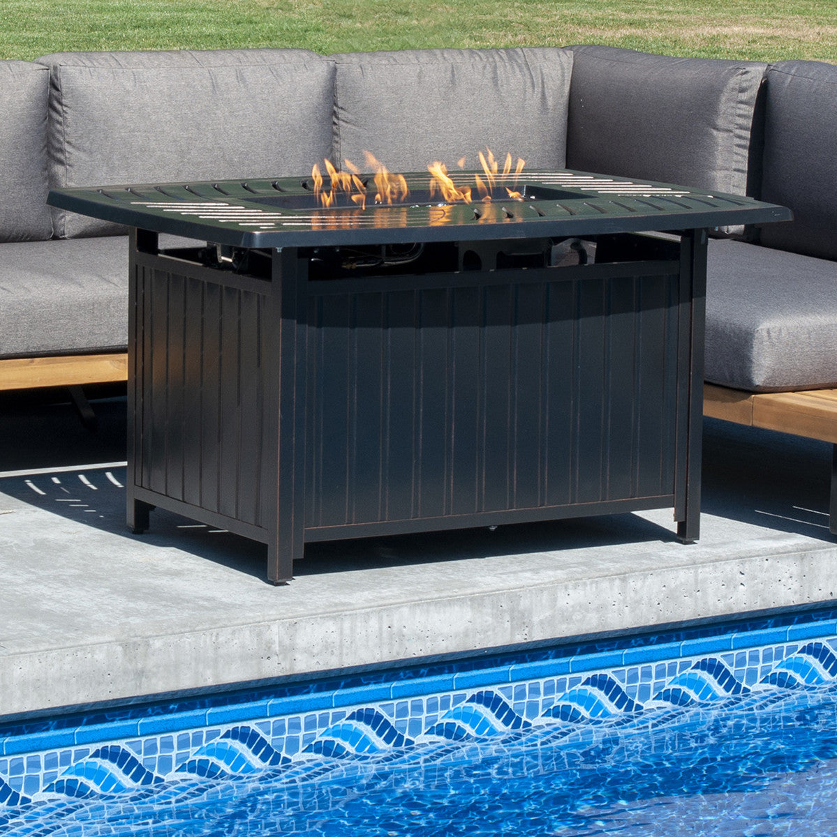 Paramount 32" Dylan Aluminum Fire Table, Rectangle