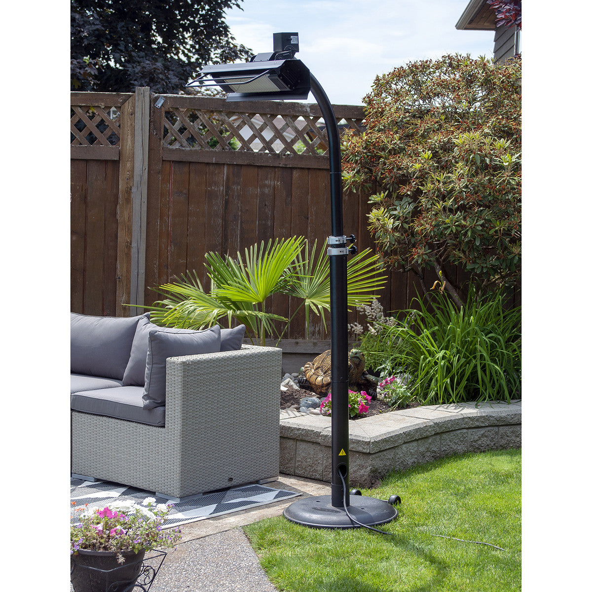 Paramount 1500w Telescopic Infrared Patio Heater, Black