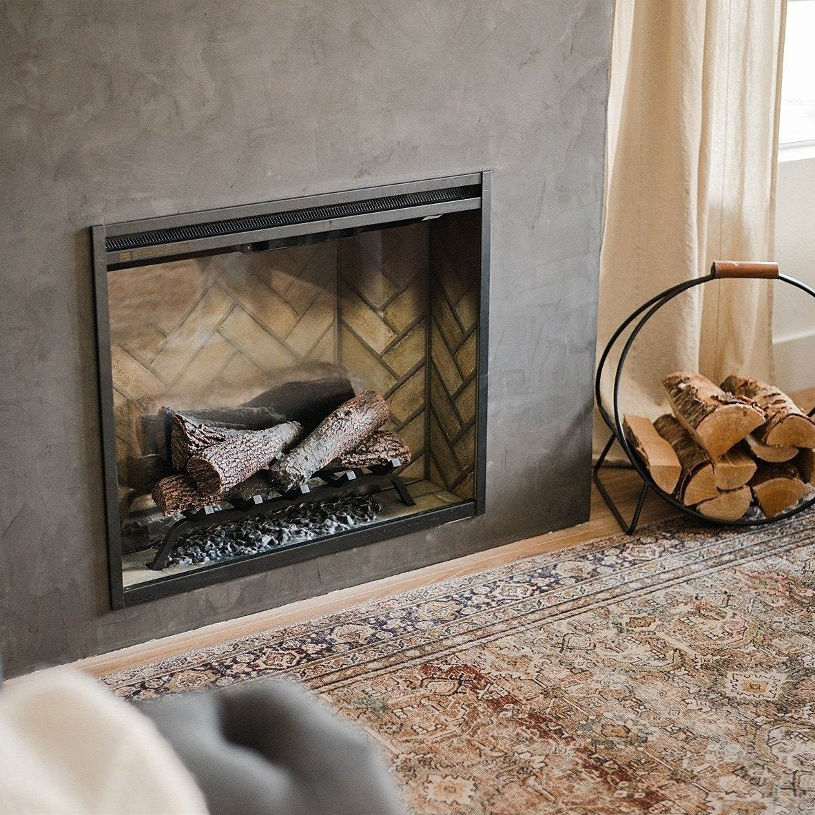 Dimplex 30" Revillusion® Built-In Electric Firebox with glass pane and plug kit, 2 Options